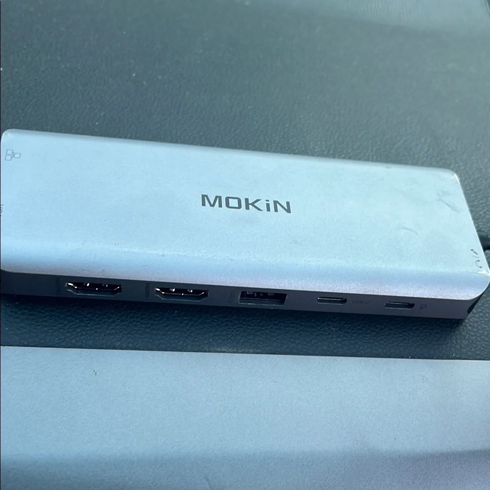MOKiN Multi-Port Adapter in Silver and Black
